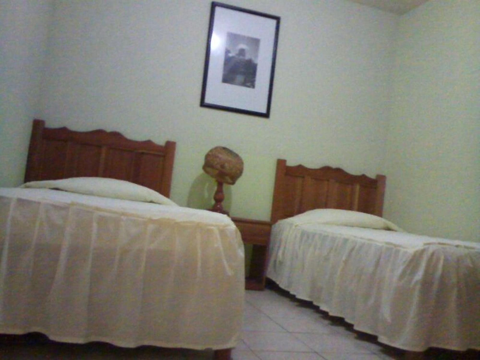 Nakum Hotel Flores Kamer foto