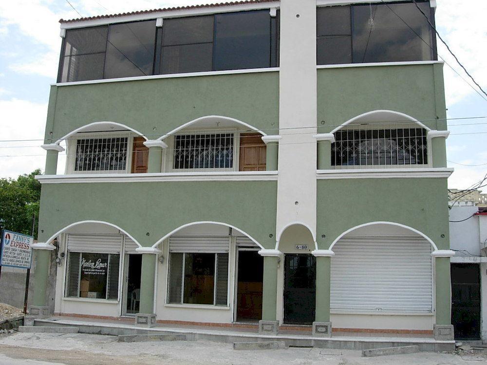 Nakum Hotel Flores Buitenkant foto