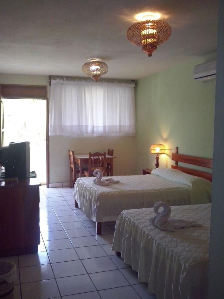 Nakum Hotel Flores Buitenkant foto